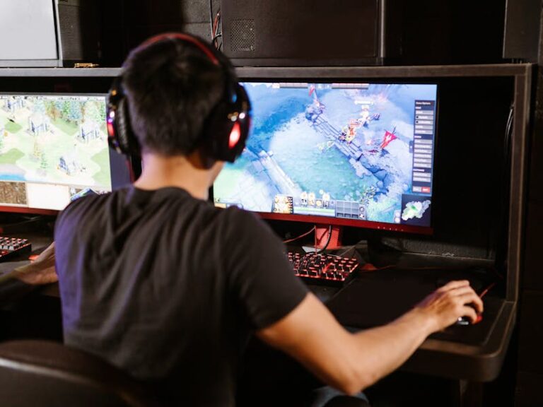 Tips Sukses Menjadi Streamer Esports di Indonesia